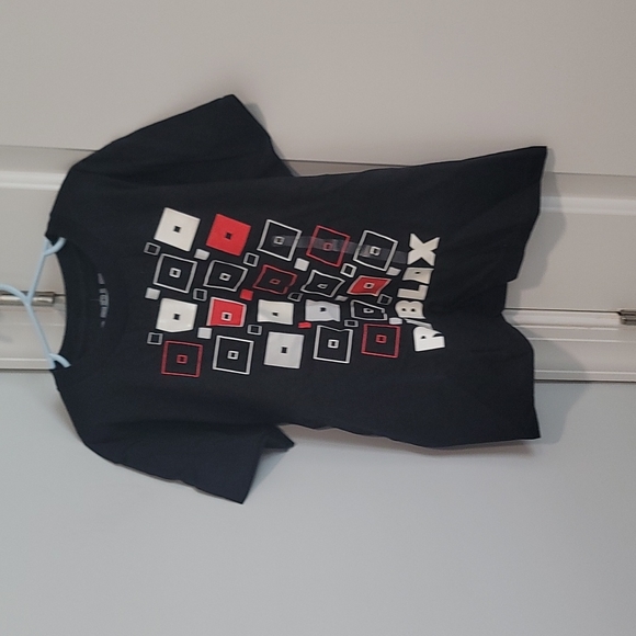 ROBLOX XS (6/7) boys new tee shirt black white and red. - Picture 2 of 3